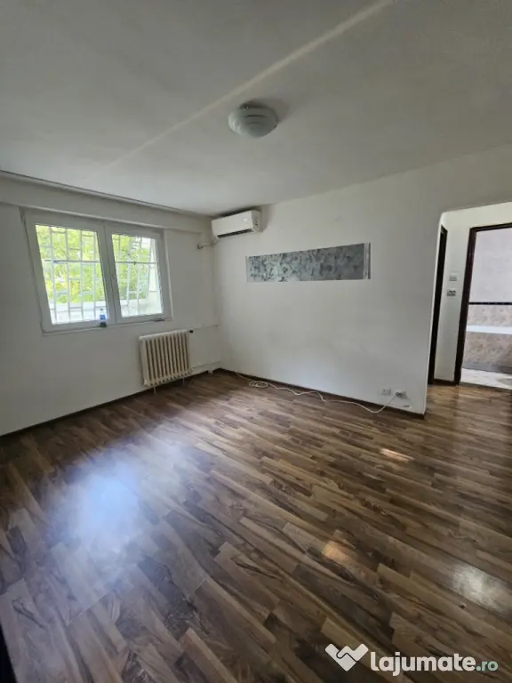 Direct proprietar închiriez apartament