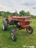 Tractor Fiat 300