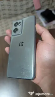 Telefon OnePlus Nord 2 5G – Ca nou, foarte bine întreținut