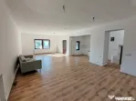 Apartament la casă, curte proprie, zona Gusterita
