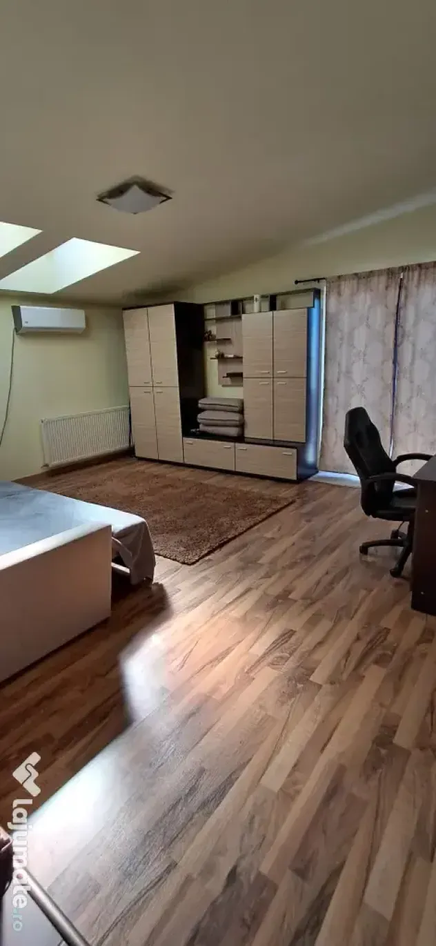 P.F închiriez apartament 2 camere lăngă Iulius Mall.
