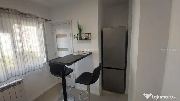Brancoveanu etaj 6 decomandat