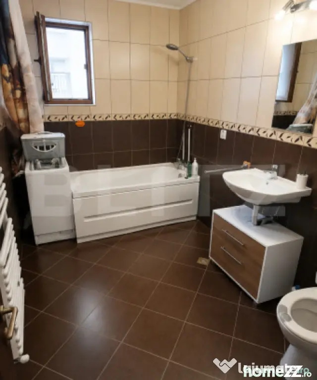 Apartament 3 camere, 68 mp, parcare, zona Sub Cetate - Floresti (Cluj)