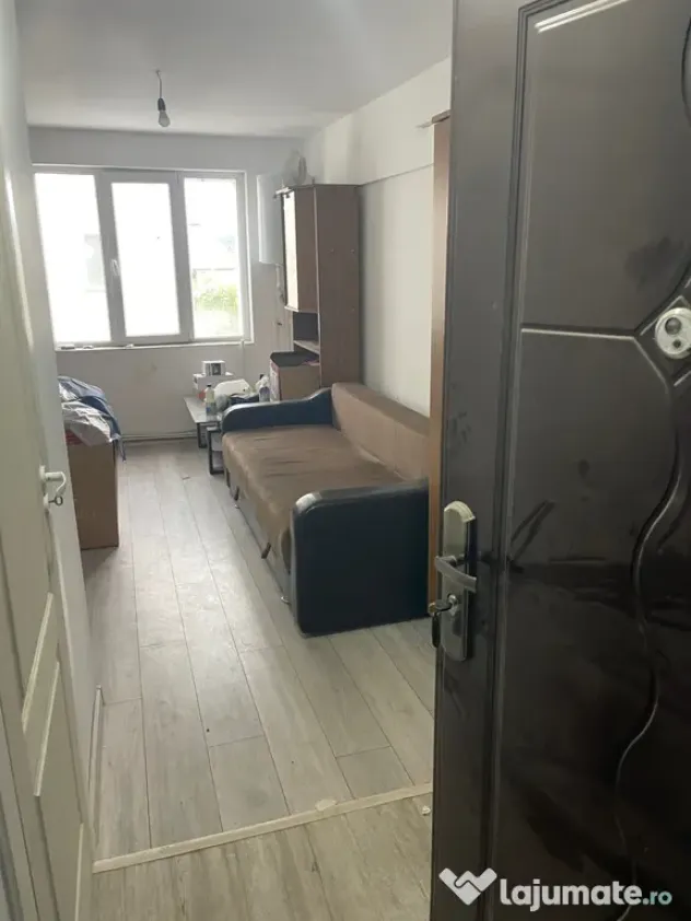 Garsonieră zefirului etaj 2