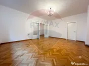 Apartament in centrul Brasovului de inchiriat.