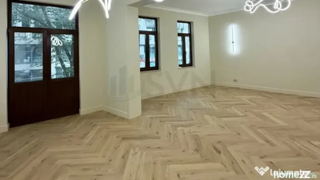 Apartamen l 3 Camere cu posibilitatea de a fi transformat... - Bucuresti (Bucuresti-Ilfov)