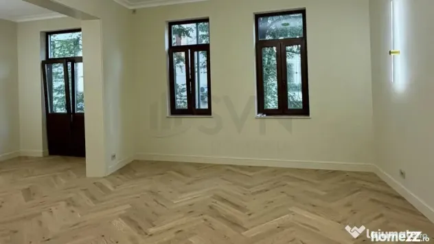 Apartamen l 3 Camere cu posibilitatea de a fi transformat... - Bucuresti (Bucuresti-Ilfov)