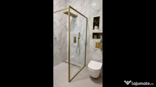 Apartamen l 3 Camere cu posibilitatea de a fi transformat...
