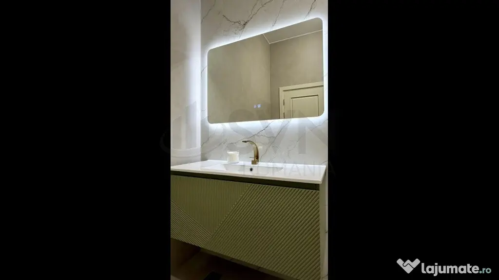 Apartamen l 3 Camere cu posibilitatea de a fi transformat...