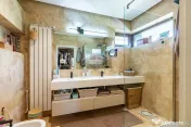 Vilă individuală complet renovată în 2026 | 5 camere ... 