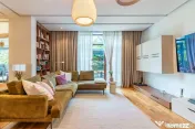 Vilă individuală complet renovată în 2026 | 5 camere ... 