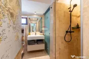 Vilă individuală complet renovată în 2026 | 5 camere ... 