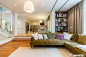 Vilă individuală complet renovată în 2026 | 5 camere ...