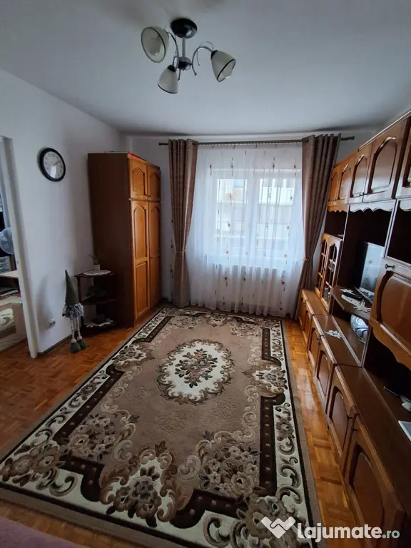Proprietar vând apartament 2 camere – Zona Luptei