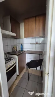 Garsoniera zona Cet Super Pret....