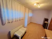 Apartament 2 camere str.Eroilor, parcare privata Floresti