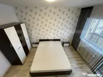Apartament spațios cu 2 camere decomandate, parcare, terasa