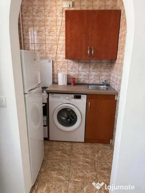 Garsoniera de închiriat metrou Dristor/Mall ParkLake