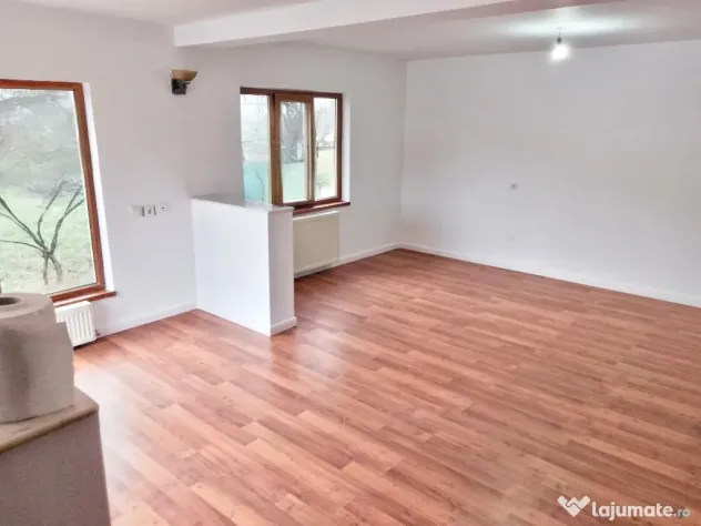 Vila Noua Centrala Gaz Bicaz la Asfalt,aproape de Oraș,pitoresc!