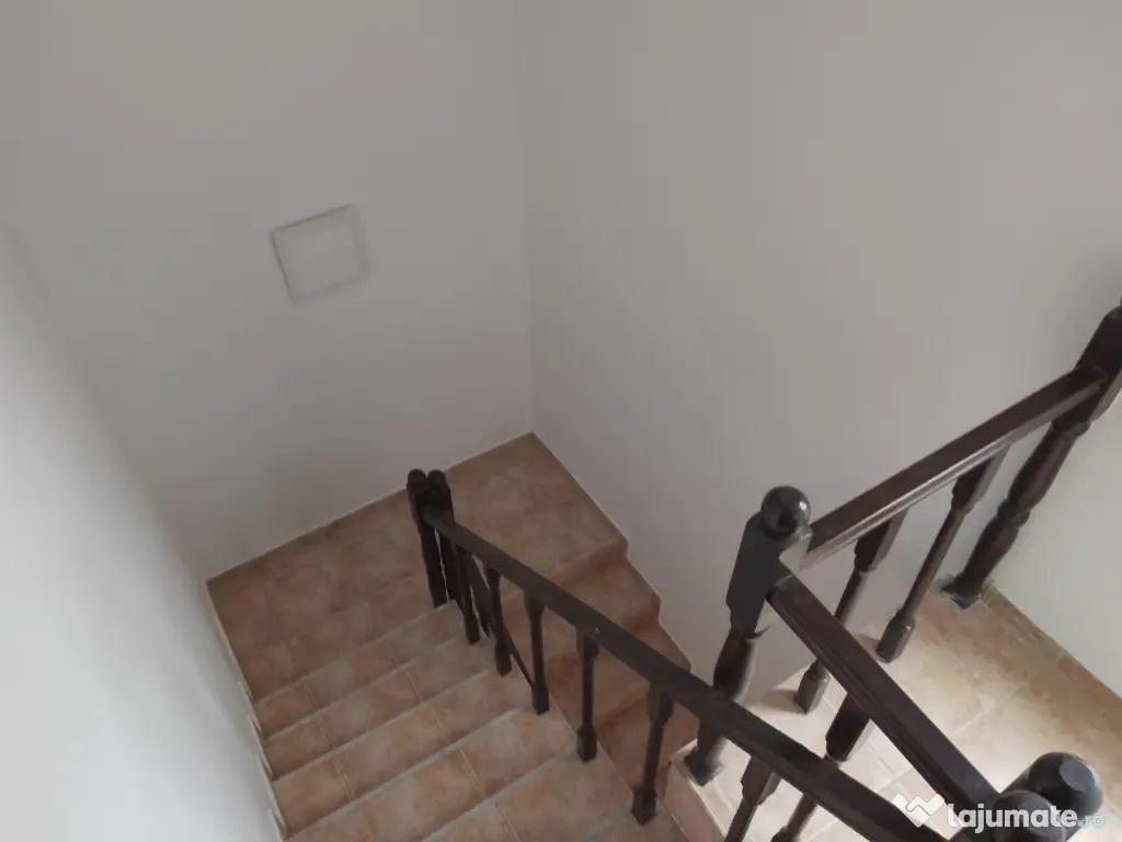 Vila Noua Centrala Gaz Bicaz la Asfalt,aproape de Oraș,pitoresc!