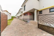 Casă nouă 4 camere, P+1, zona centrală