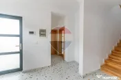 Casă nouă 4 camere, P+1, zona centrală 