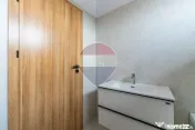 Casă nouă 4 camere, P+1, zona centrală 