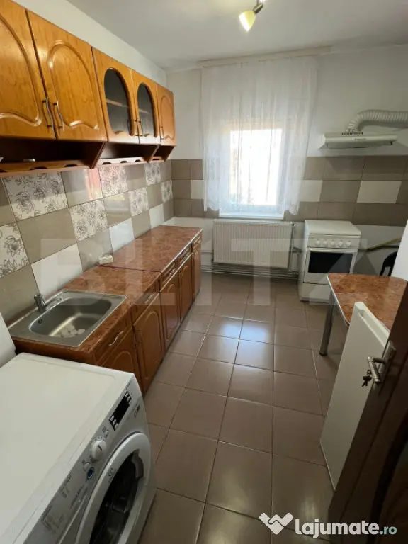 Apartament cu 2 camere, 60 mp, zona Spitalul Judetean