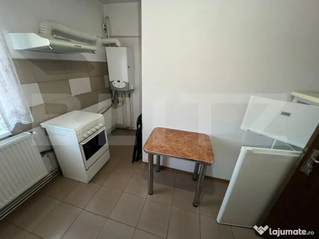 Apartament cu 2 camere, 60 mp, zona Spitalul Judetean