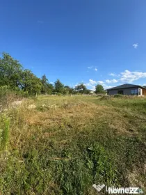 Teren intravilan, 1350 mp, PUZ aprobat, 3 parcele, zona Satu