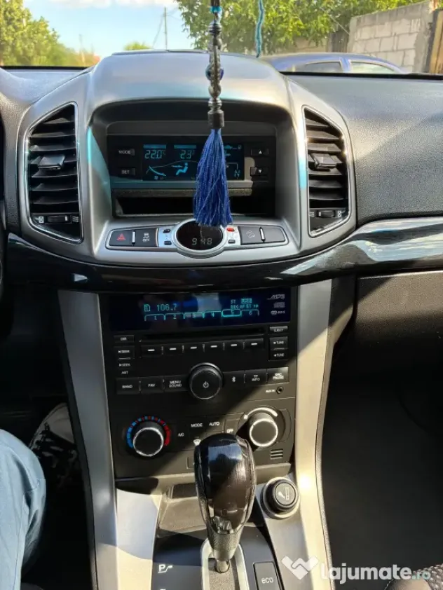 Chevrolet Captiva Cumparata de noua din 2013 din Romania, tetiere DVD, ITP 2027