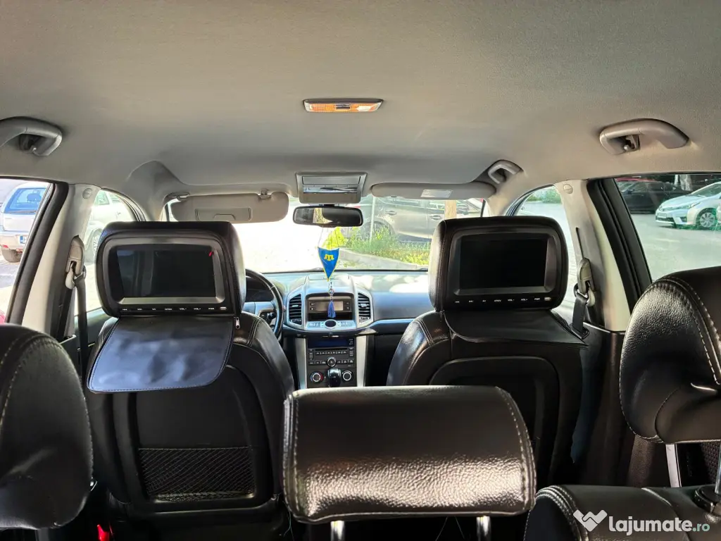 Chevrolet Captiva Cumparata de noua din 2013 din Romania, tetiere DVD, ITP 2027