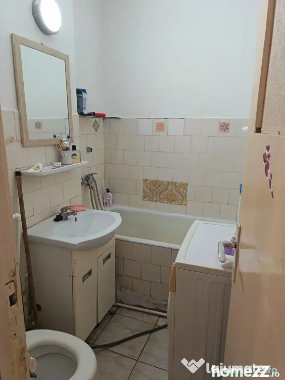 Garsoniera Pietatii Hipodrom, etaj 3/4, mobilat utilata. - Braila (Braila)