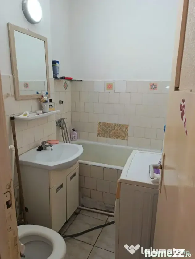 Garsoniera Pietatii Hipodrom, etaj 3/4, mobilat utilata. - Braila (Braila)