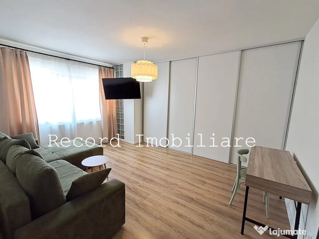 Apartament decomandat 2 camere 54 mp, parcare privata Floresti