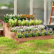 Outsunny Strat Înălțat de Grădină cu 4 Niveluri, Jardinieră de Balcon cu Bază Deschisă și Căptușeală, 113x113x46 cm, Maro | Aosom Romania 