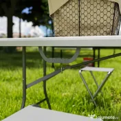 Outsunny Masă de Camping Pliabilă cu Mâner, Cadru Metalic și Blat din Plastic, 180x74x74 cm, Alb 