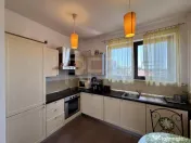 3 camere, parcare, 6 min Metrou P-ța Victoriei 