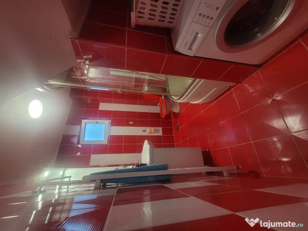 Casa P+M 5 camere,piscina, str Vrancei B Mare teren 1100 mp sau schimb cu apart.