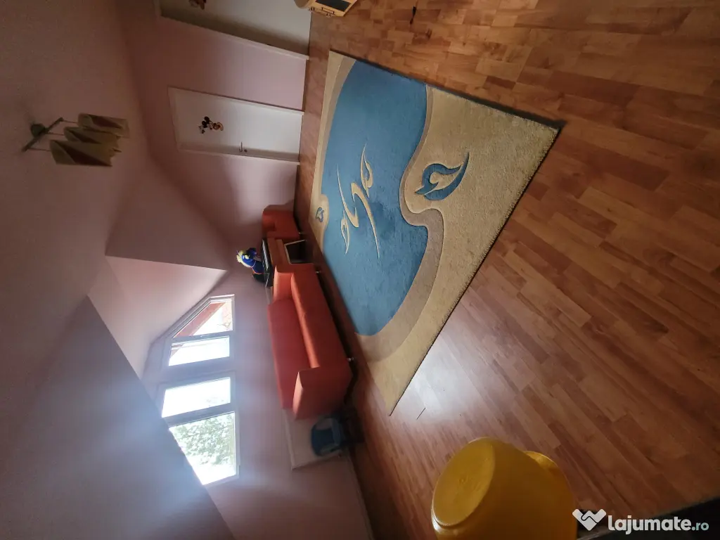Casa P+M 5 camere,piscina, str Vrancei B Mare teren 1100 mp sau schimb cu apart.