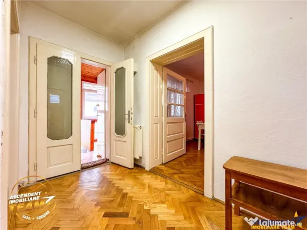 FILM3D! Casa ospitaliera,curte si gradina asortata,arie lini