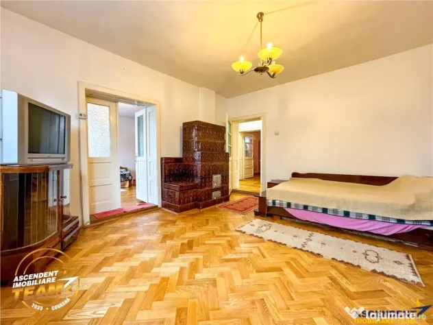 FILM3D! Casa ospitaliera,curte si gradina asortata,arie lini