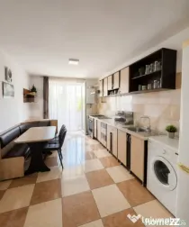 Apartament 3 camere, 53 mp, 2 locuri de parcare, zona Porii