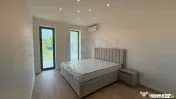 Apartament 3 camere Prima Vedere Lac 
