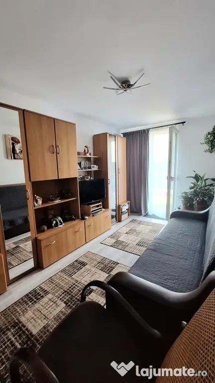 Apartament 2 camere Sânpetru