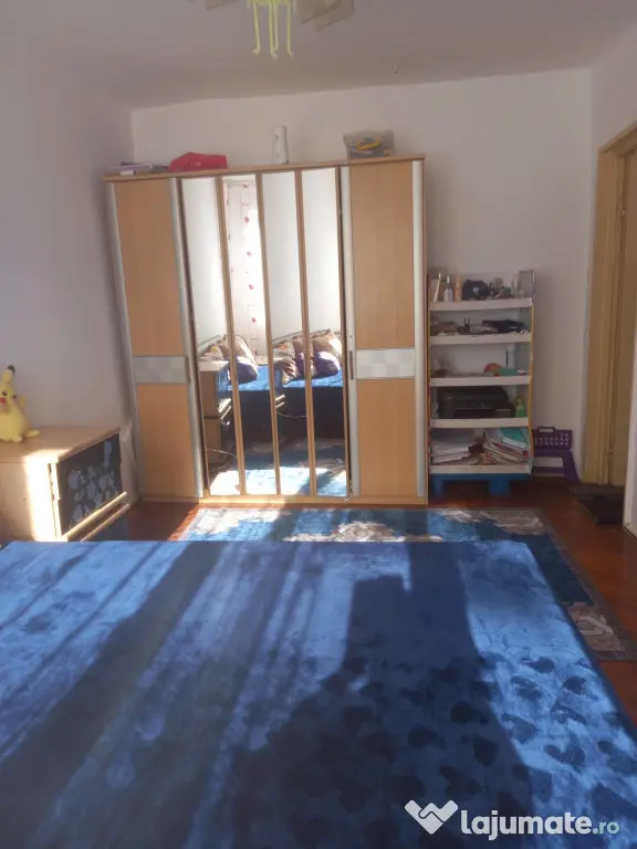 Inchiriez apartament cu doua camere Blascovici