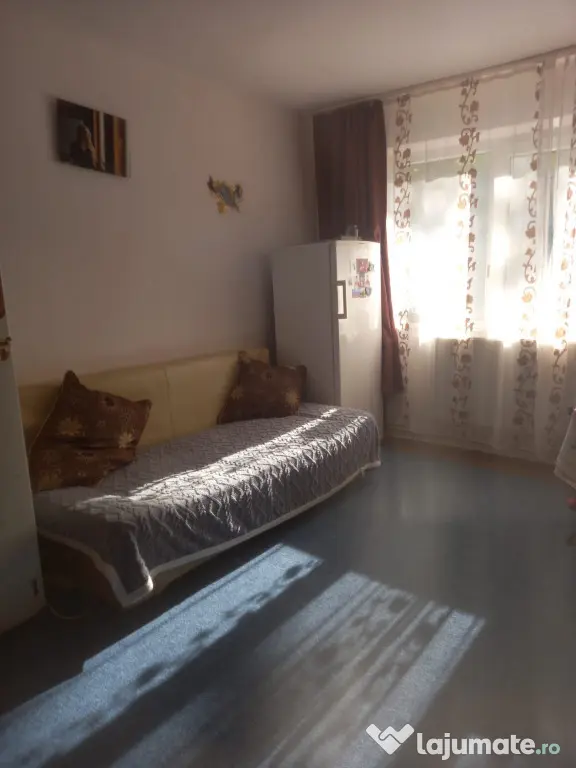 Inchiriez apartament cu doua camere Blascovici