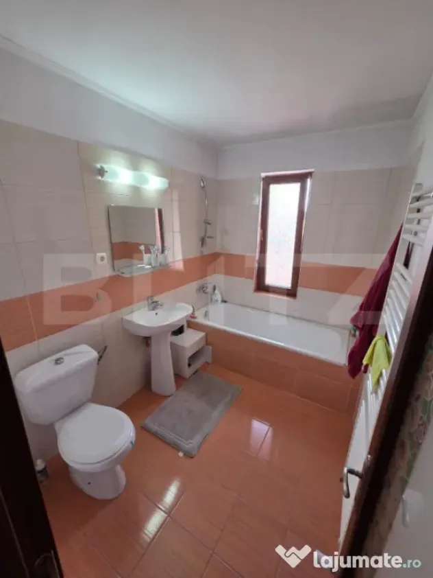 Casă individuală de vânzare cu grădină și curte, Comun - Garceiu (Salaj)