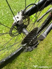 Bicicletă Cube full suspension