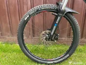 Bicicletă Cube full suspension